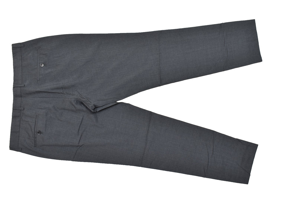 HUGO BOSS Grey Wool Flat Front Dress Pants Men's Size 36R Modern Fit Trousers